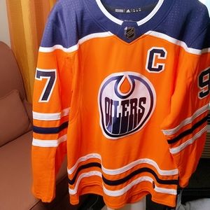 McDavid Oilers Home Adidas jersey